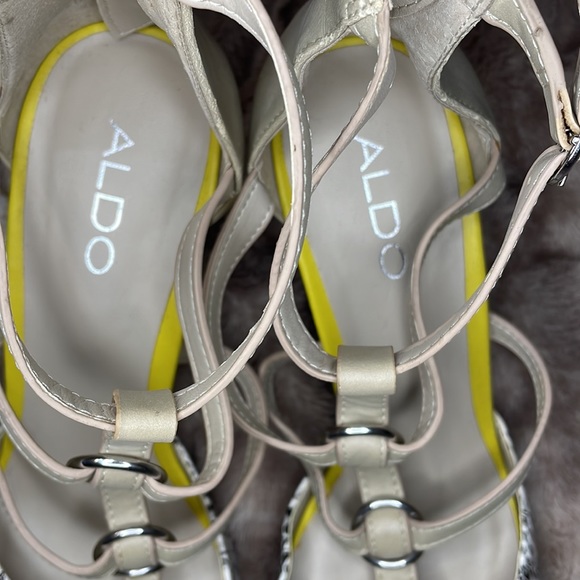 Aldo snake skin heels Size 8…. Good Condition! - Picture 7 of 9